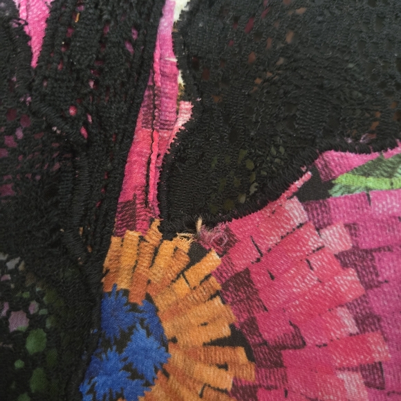 Farm Rio XL tropical print black lace flowy sleeve top - Picture 8 of 9